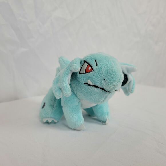 Nidorina Plush 2005 5" Miniplush - Picture 1 of 3